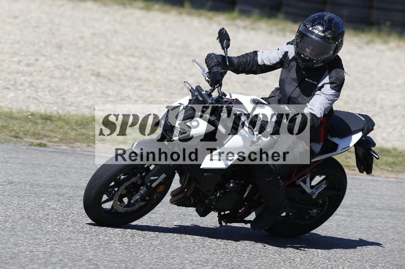 /06 08.04.2026 Cornu Master School ADR/Gruppe gruen/19